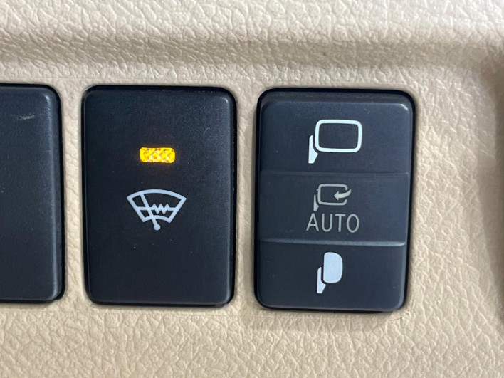 2009 Toyota Alphard DBA-ANH25W (UW-6a029868e4791)[24]