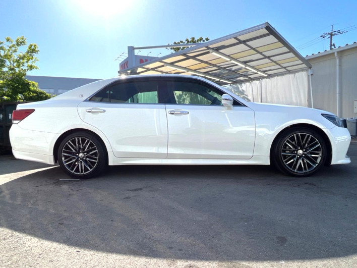 2016 Toyota Crown DBA-ARS210 (UW-6a0298698c1ff)[29]