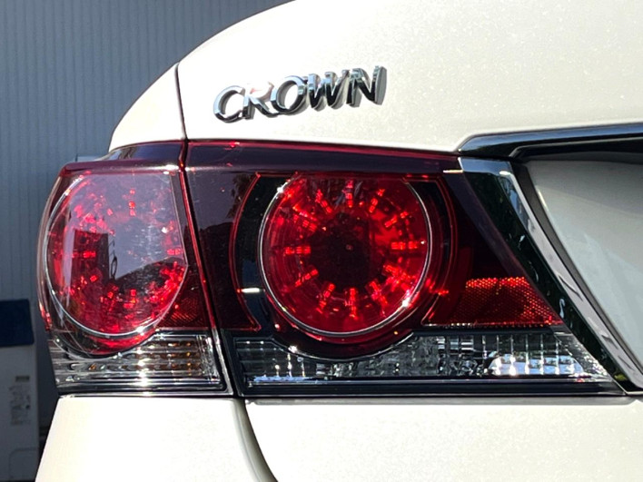 2016 Toyota Crown DBA-ARS210 (UW-6a0298698c1ff)[22]