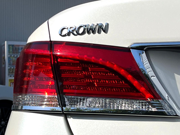 2014 Toyota Crown Hybrid DAA-AWS210 (UW-6a02986be8c67)[19]