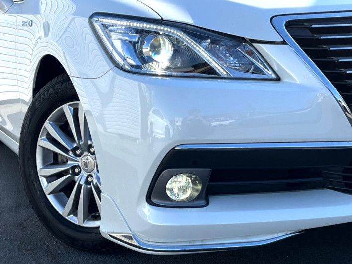 2014 Toyota Crown Hybrid DAA-AWS210 (UW-6a02986be8c67)[10]
