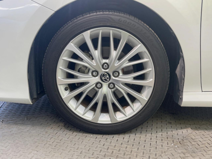 2018 Toyota Camry DAA-AXVH70 (UW-6a02987361b36)[10]