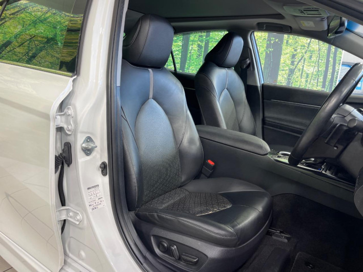 2019 Toyota Camry DAA-AXVH70 (UW-6a02987461034)[21]