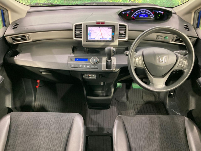 2016 Honda Freed DBA-GB3 (UW-6a02989a8c5ed)[28]