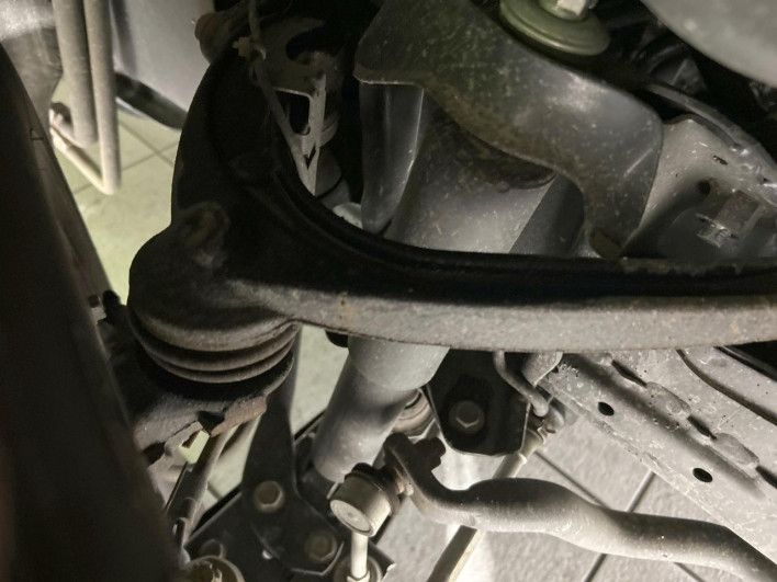 2025 Toyota Hiace Van 3DF-GDH211K (UW-6a02989eb4ceb)[16]