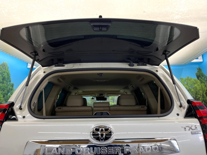 2023 Toyota Land Cruiser Prado 3DA-GDJ150W (UW-6a0298a050025)[22]