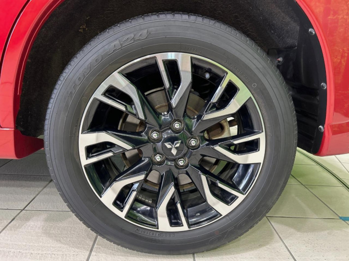 2017 Mitsubishi OUTLANDER PHEV DLA-GG2W (UW-6a0298a5ca772)[12]