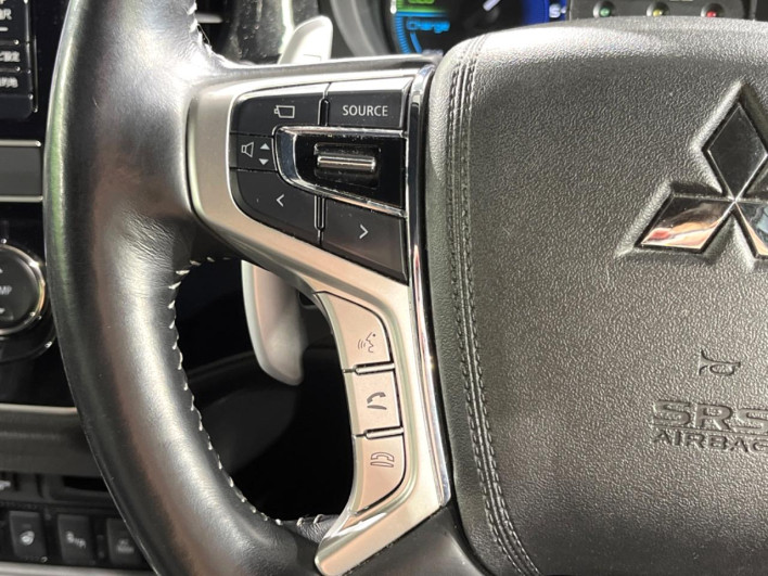 2019 Mitsubishi OUTLANDER PHEV 5LA-GG3W (UW-6a0298a5db00c)[16]