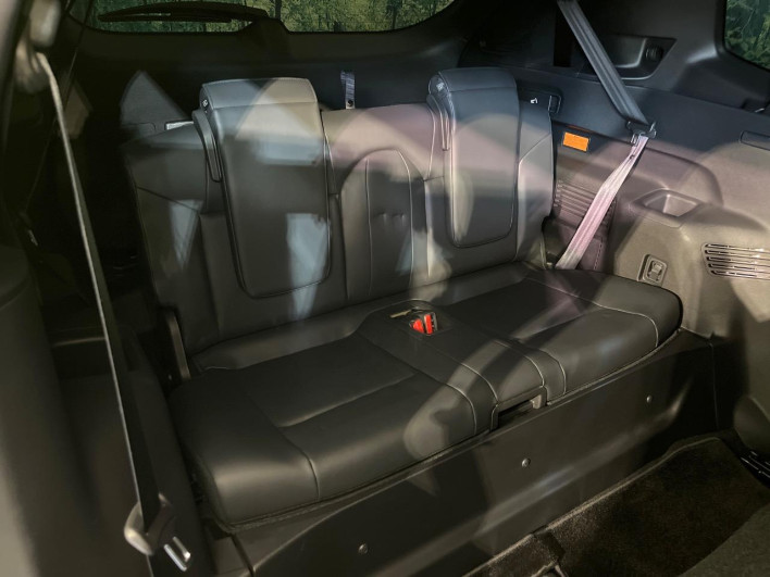 2022 Mitsubishi OUTLANDER PHEV 5LA-GN0W (UW-6a0298a85dcee)[29]