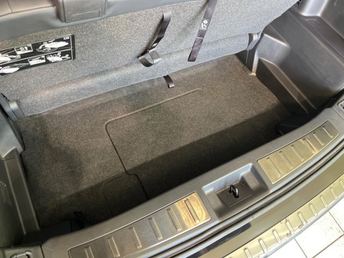 2022 Mitsubishi OUTLANDER PHEV 5LA-GN0W (UW-6a0298a85dcee)[19]