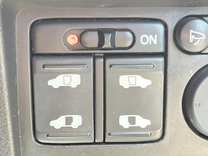 2015 Honda Freed hybrid DAA-GP3 (UW-6a0298a8b9511)[28]