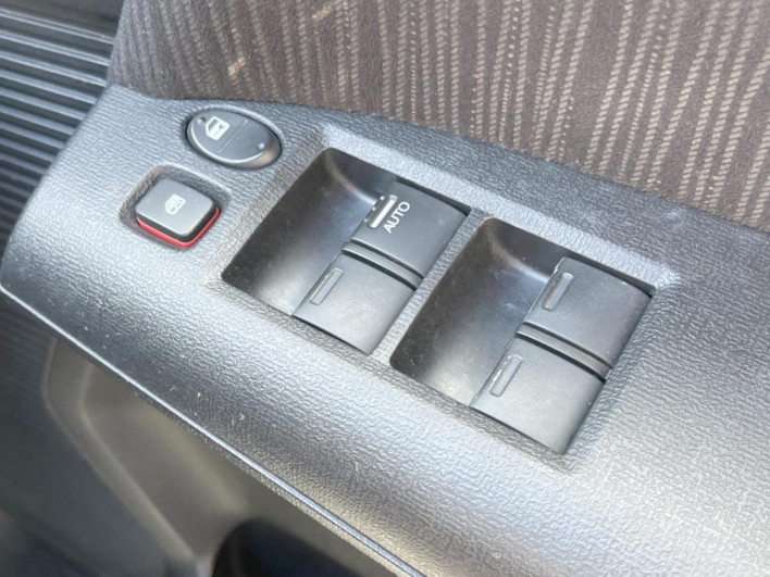 2015 Honda Freed hybrid DAA-GP3 (UW-6a0298a8b9511)[26]