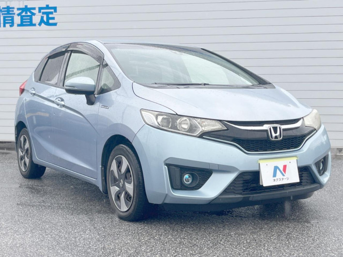 2016 Honda Fit Hybrid DAA-GP5 (UW-6a0298a97fde7)[10]