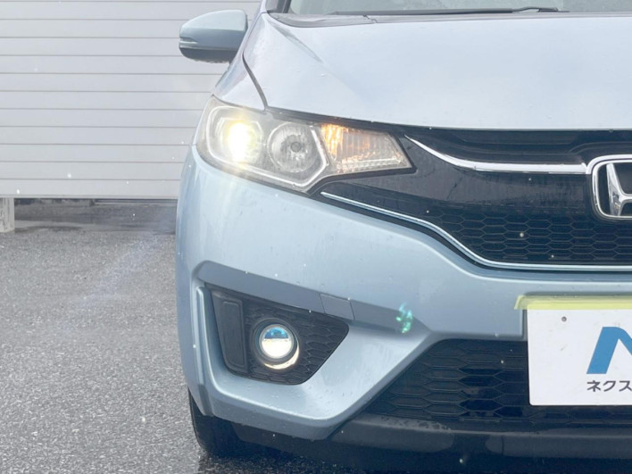 2016 Honda Fit Hybrid DAA-GP5 (UW-6a0298a97fde7)[12]