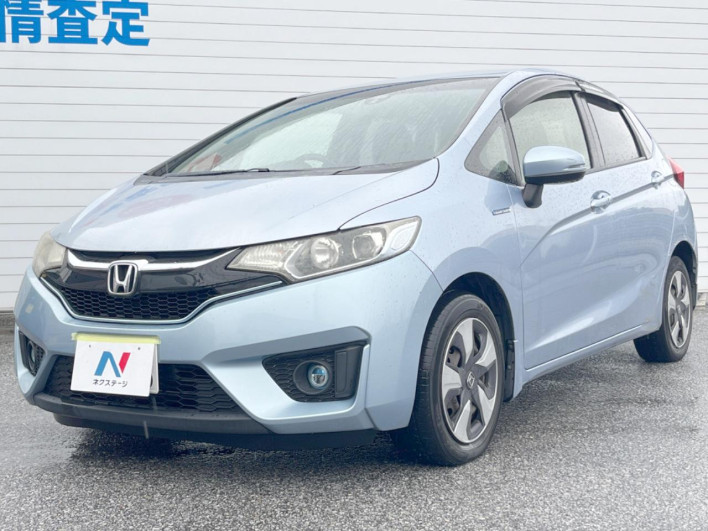 2016 Honda Fit Hybrid DAA-GP5 (UW-6a0298a97fde7)[4]