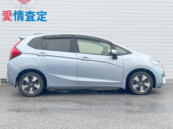 2016 Honda Fit Hybrid DAA-GP5 (UW-6a0298a97fde7)[9]