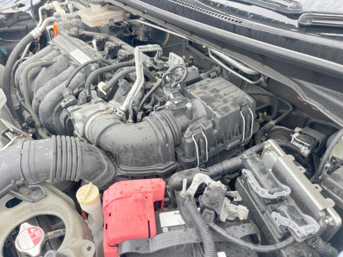 2016 Honda Fit Hybrid DAA-GP5 (UW-6a0298a97fde7)[16]
