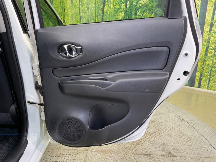 2017 Nissan Note DAA-HE12 (UW-6a0298b214eef)[16]