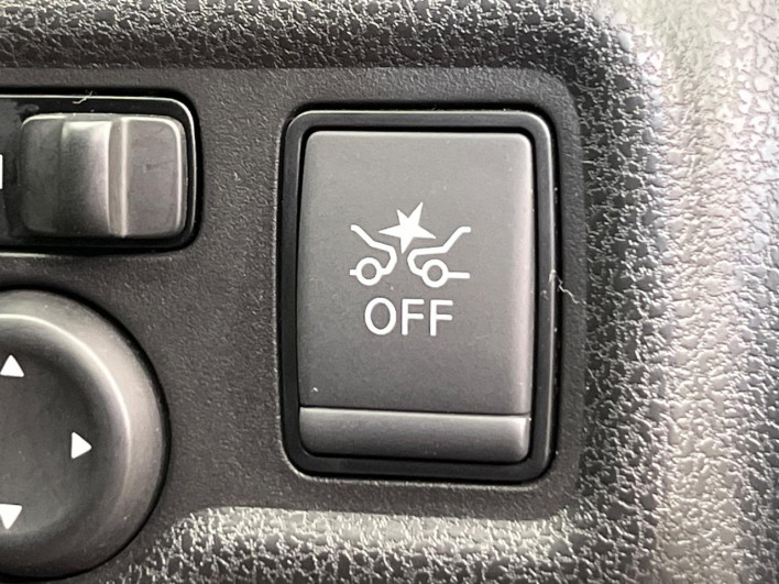 2017 Nissan Note DAA-HE12 (UW-6a0298b214eef)[24]