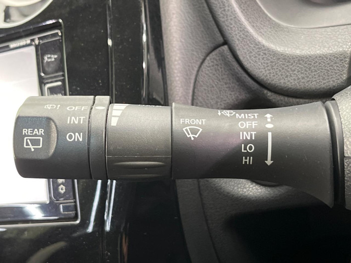 2017 Nissan Note DAA-HE12 (UW-6a0298b214eef)[29]