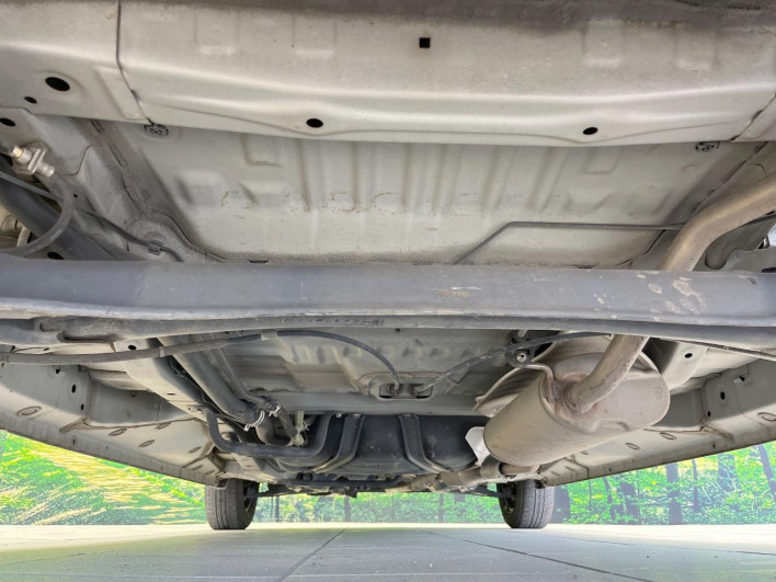 2017 Honda N-BOX DBA-JF1 (UW-6a0298bf380f7)[15]