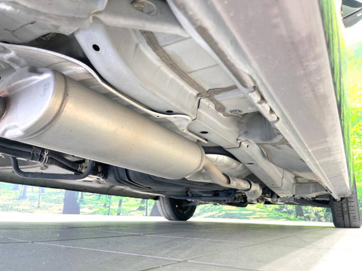 2017 Honda N-BOX DBA-JF1 (UW-6a0298bf6d34e)[18]