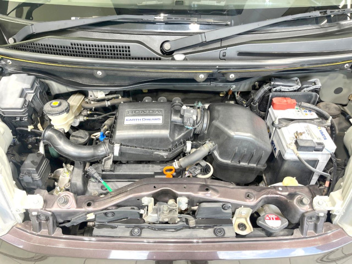 2017 Honda N-BOX DBA-JF1 (UW-6a0298bf6d34e)[4]