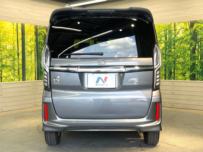 2017 Honda N-BOX CUSTOM DBA-JF3 (UW-6a0298c33dfaf)[11]