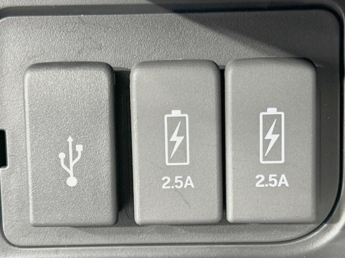 2018 Honda N-BOX CUSTOM DBA-JF3 (UW-6a0298c3eaefd)[23]