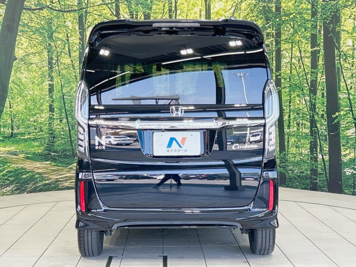 2018 Honda N-BOX CUSTOM DBA-JF3 (UW-6a0298c3eaefd)[11]