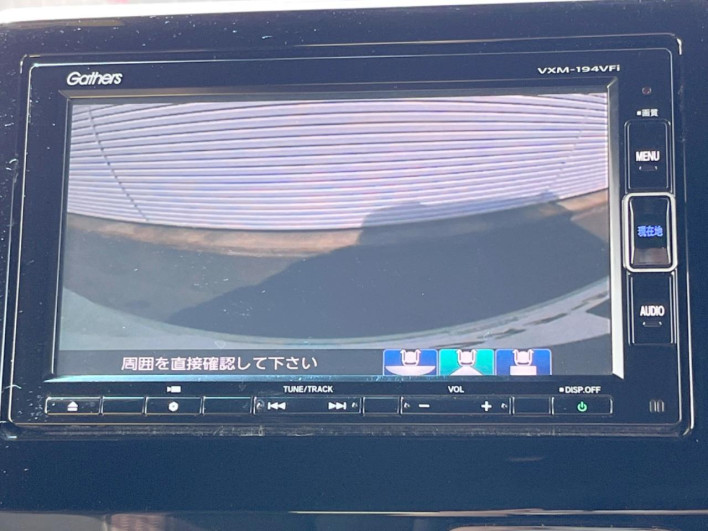 2019 Honda N-BOX CUSTOM DBA-JF3 (UW-6a0298c522f19)[15]