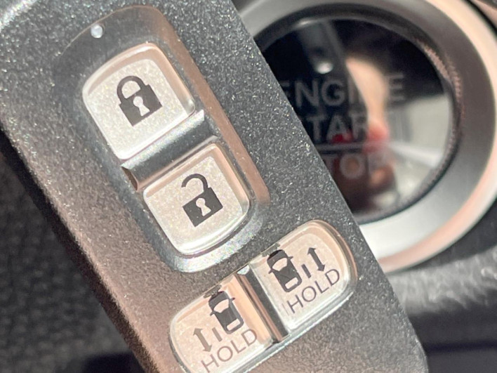 2019 Honda N-BOX CUSTOM DBA-JF3 (UW-6a0298c522f19)[28]