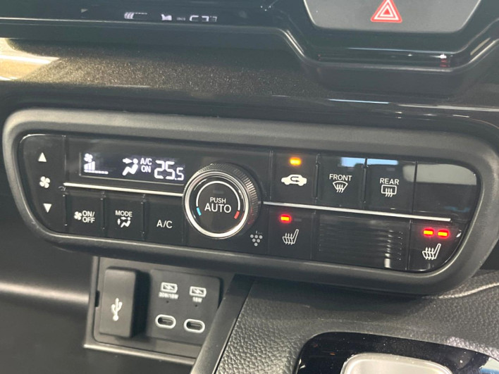 2019 Honda N-BOX CUSTOM 6BA-JF3 (UW-6a0298c5da1af)[26]