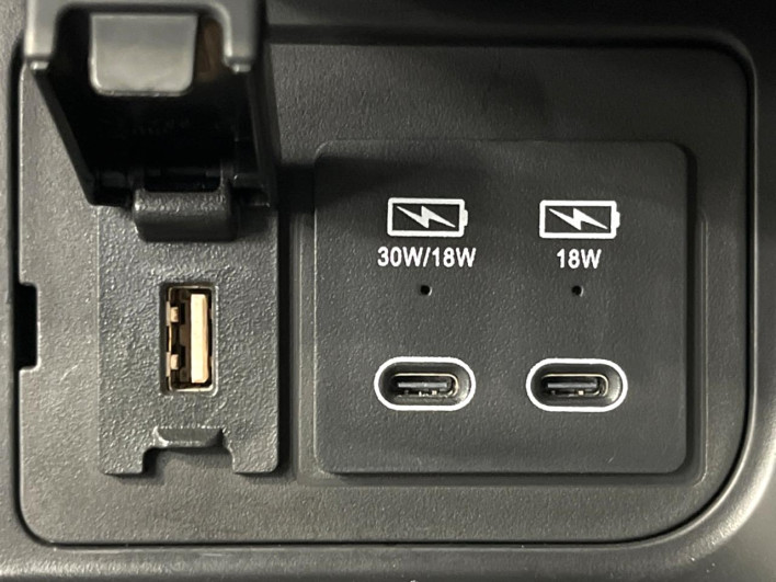 2019 Honda N-BOX CUSTOM 6BA-JF3 (UW-6a0298c5da1af)[21]