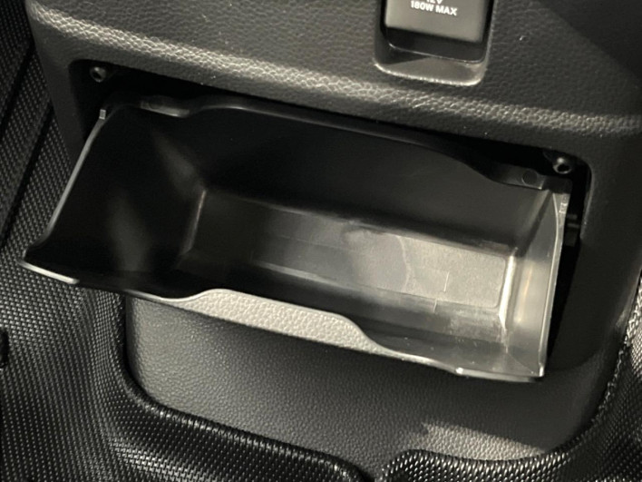 2019 Honda N-BOX CUSTOM 6BA-JF3 (UW-6a0298c5da1af)[29]