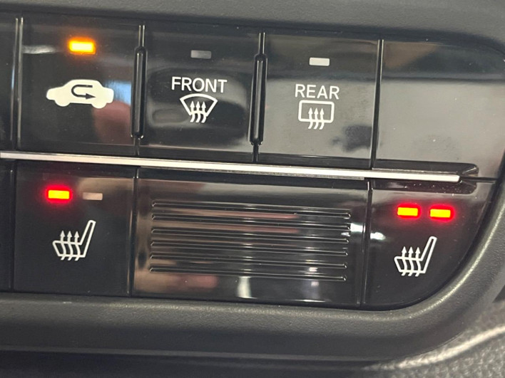 2019 Honda N-BOX CUSTOM 6BA-JF3 (UW-6a0298c5da1af)[27]