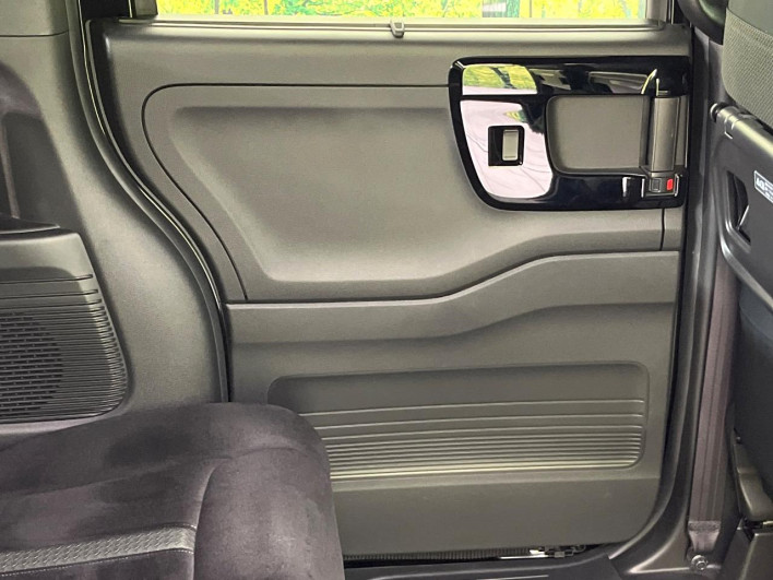 2021 Honda N-BOX CUSTOM 6BA-JF3 (UW-6a0298c736d34)[21]