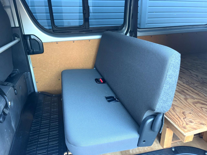 2017 Toyota Hiace Van QDF-KDH201V (UW-6a0298d39cd73)[21]