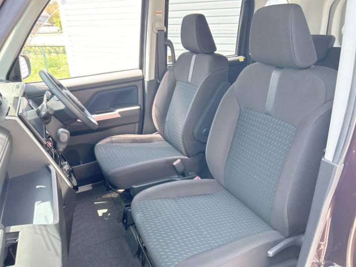 2021 Toyota Roomy 5BA-M900A (UW-6a0298fd918a9)[21]