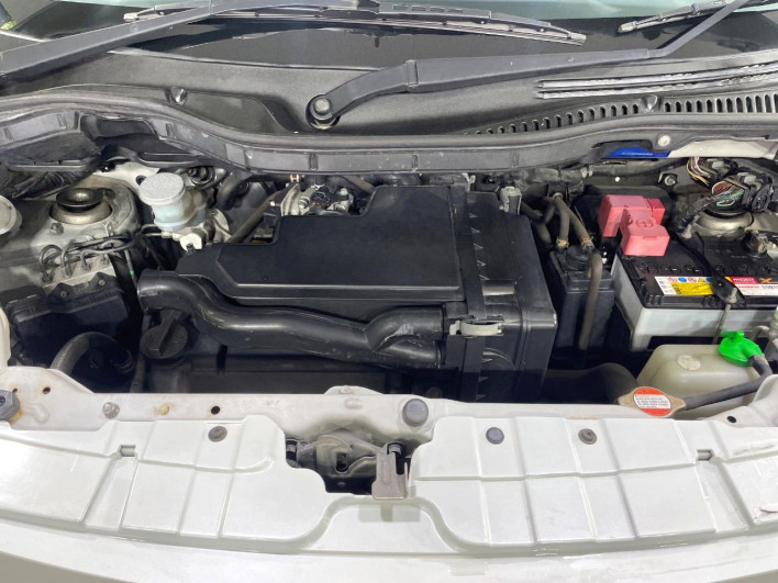 2011 Nissan Roox DBA-ML21S (UW-6a02990c64079)[4]