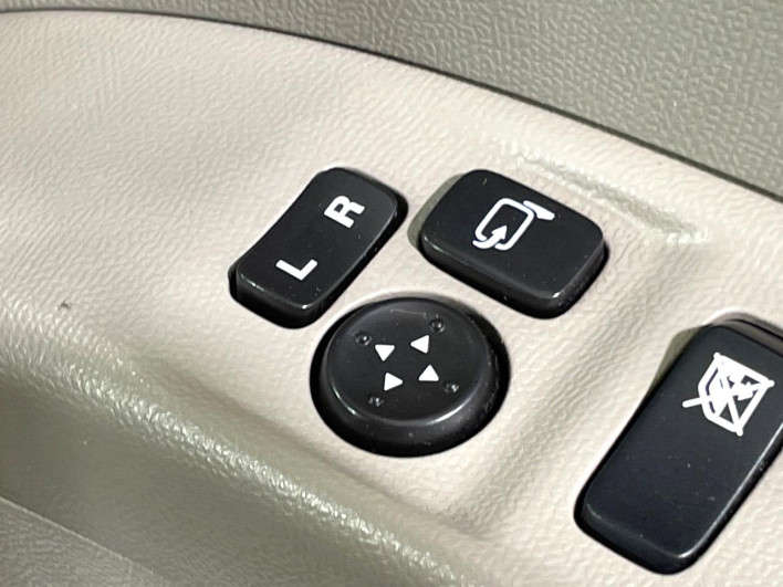 2011 Nissan Roox DBA-ML21S (UW-6a02990c64079)[25]