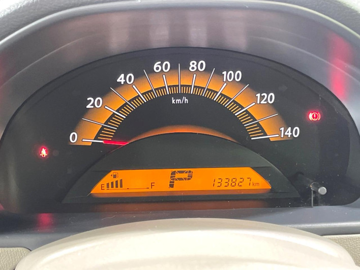 2011 Nissan Roox DBA-ML21S (UW-6a02990c64079)[19]