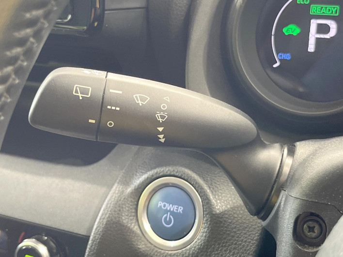 2021 Toyota Yaris Cross 6AA-MXPJ10 (UW-6a02991ba192c)[29]