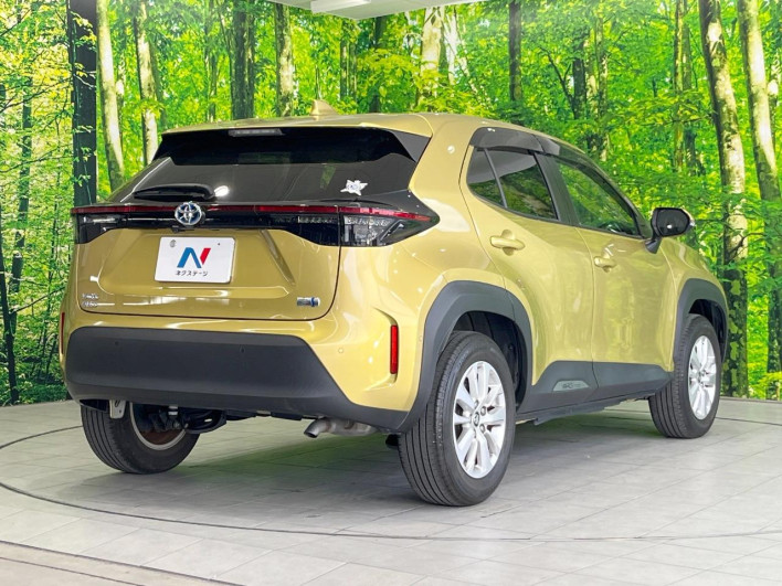 2021 Toyota Yaris Cross 6AA-MXPJ10 (UW-6a02991ba192c)[8]
