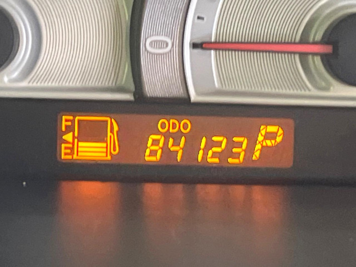 2013 Toyota Sienta DBA-NCP81G (UW-6a029929a9189)[2]