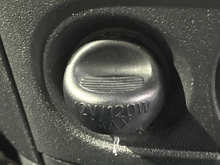 2013 Toyota Sienta DBA-NCP81G (UW-6a029929a9189)[29]
