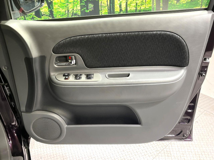 2013 Toyota Sienta DBA-NCP81G (UW-6a029929a9189)[4]