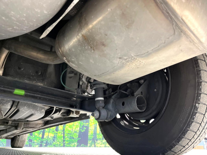 2013 Toyota Sienta DBA-NCP81G (UW-6a029929a9189)[13]