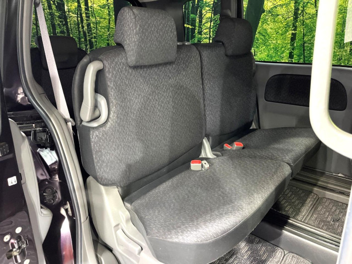 2013 Toyota Sienta DBA-NCP81G (UW-6a029929a9189)[21]