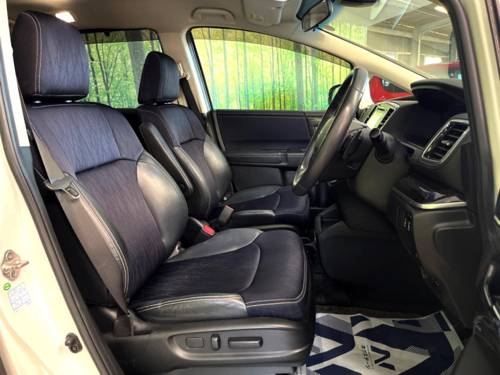 2015 Honda Odyssey DBA-RC1 (UW-6a0299366a571)[18]